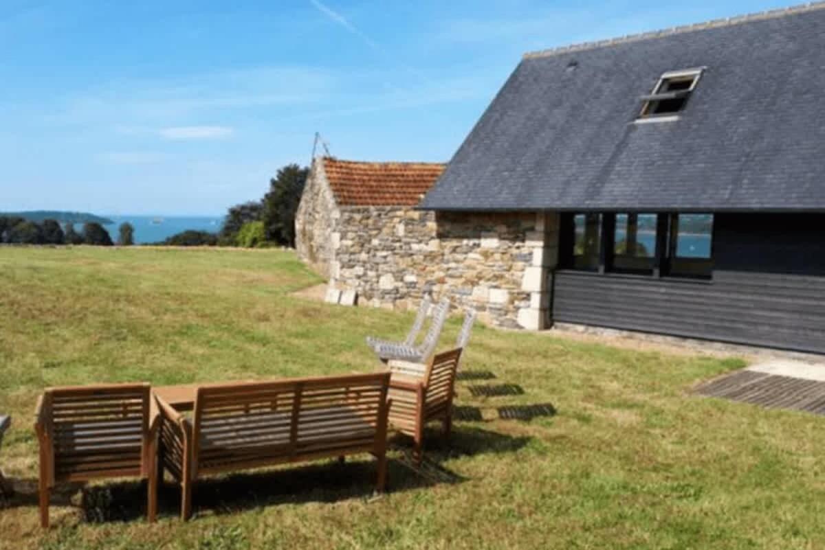 Large Farmhouse With Garden And Sea View For 8 People Locquenole Exterior photo